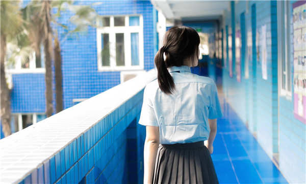 灯塔如何找到一个可以帮助我生孩子的女人？