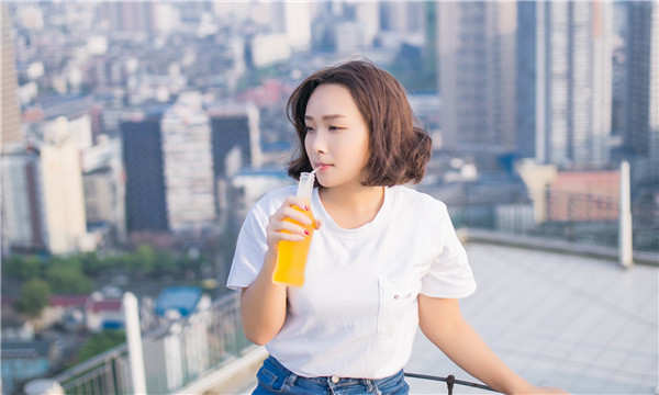 灯塔关于试管代生助孕多少钱的详尽分析与指导